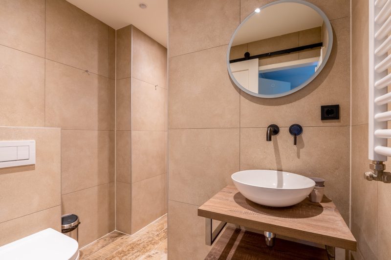 12 Anna 222 Texel - Badkamer (2)