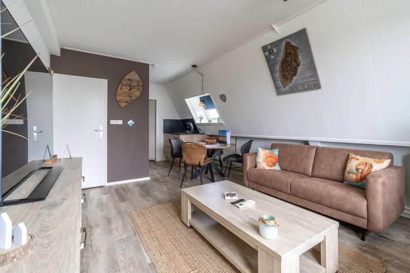 2 Anna 222 Texel - Woonkamer (2)