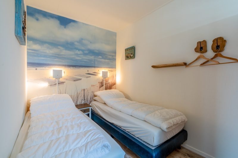 8 Anna 222 Texel - Slaapkamer (1)