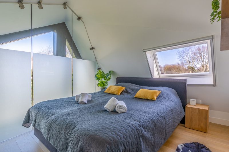 18 Duynzoom 2 Texel - Slaapkamer boven (1)