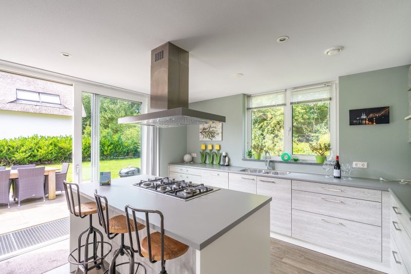 8 Hoogelandt 106F Texel - Keuken (1)