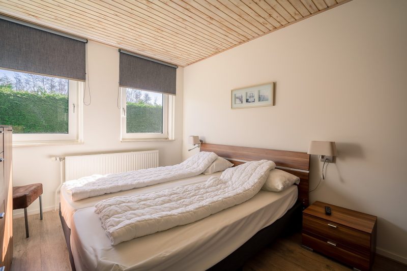 8 Hoogelandt 90a Texel - Slaapkamer (2)