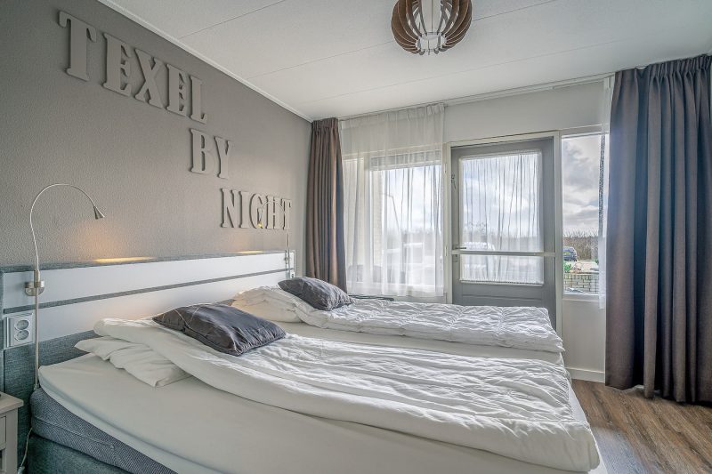 8 Juliana 72 Texel - Slaapkamer (2)