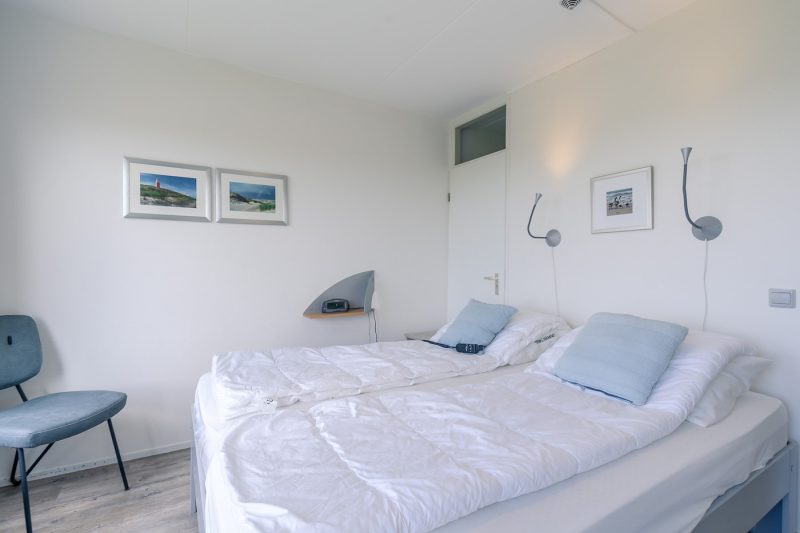 7 Juliana 100 Texel - Slaapkamer (2)