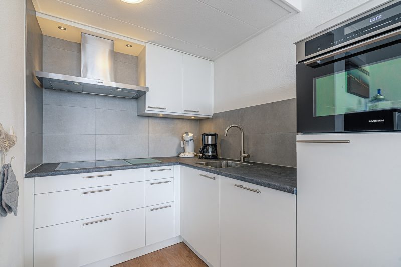 6 Juliana 128 Texel - Keuken-2