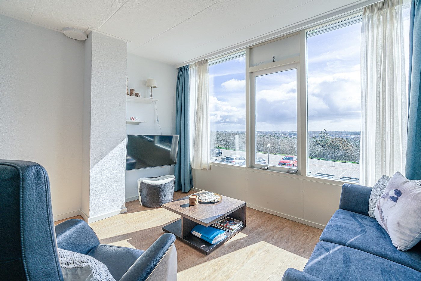 1 Juliana 128 Texel - Woonkamer (1)-2