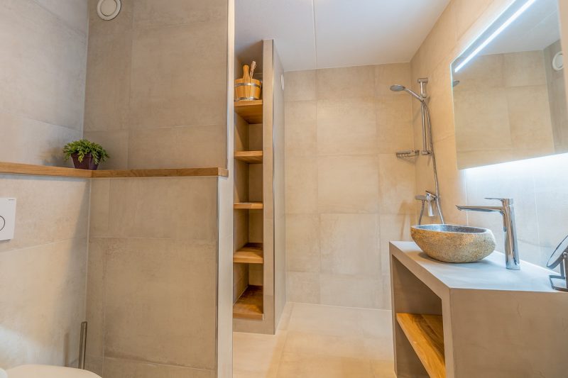 8 Juliana 140 Texel - Badkamer
