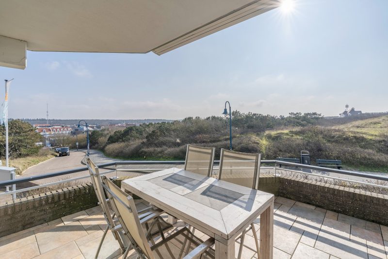12 Juliana 38 Texel - balkon (2)
