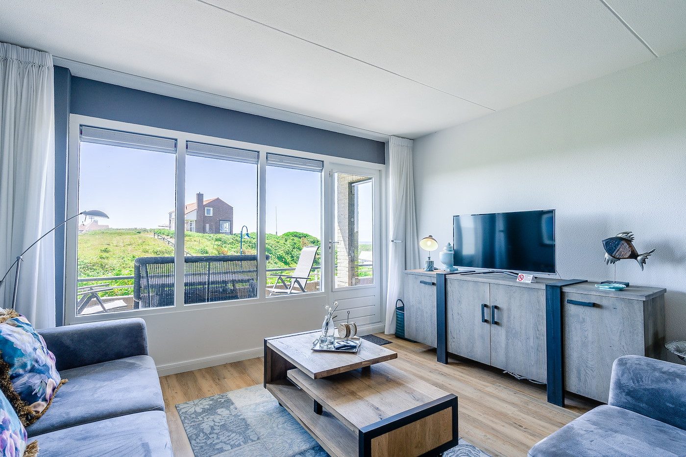 1 Juliana 42 Texel - Woonkameer (1)