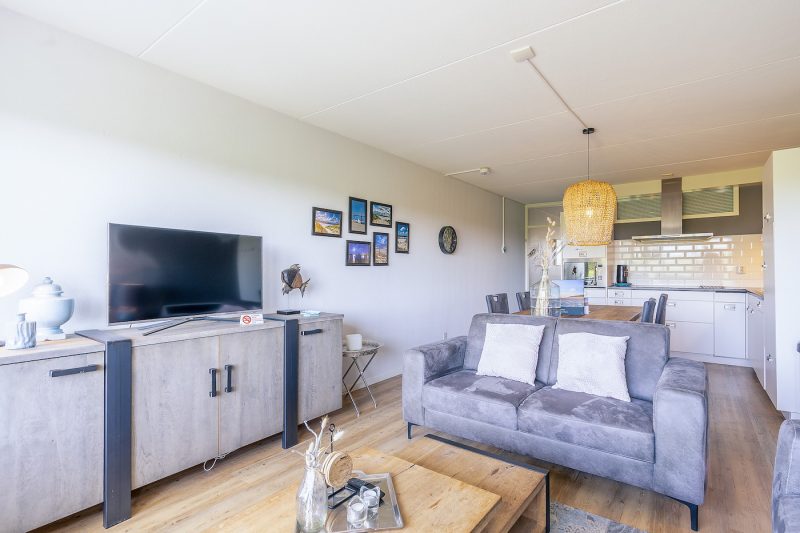 4 Juliana 42 Texel - Woonkameer (4)