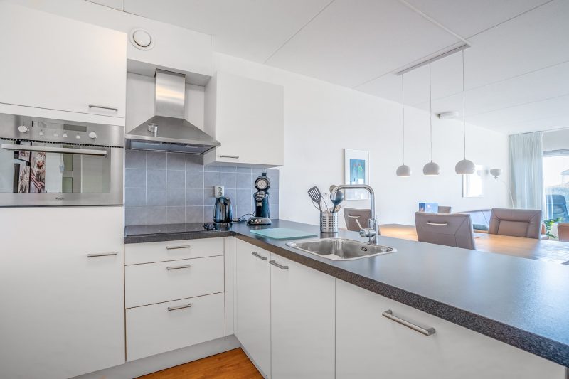 6 juliana 52 Texel - Keuken-2