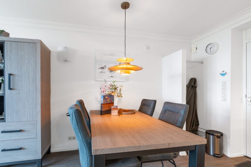 5 juliana 58 Texel - Eettafel-2