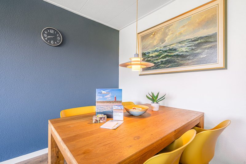 5 juliana 60 Texel - Eettafel-2