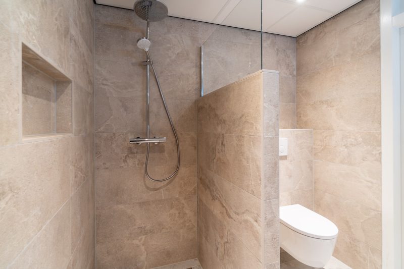 9 juliana 60 Texel - Badkamer - 1