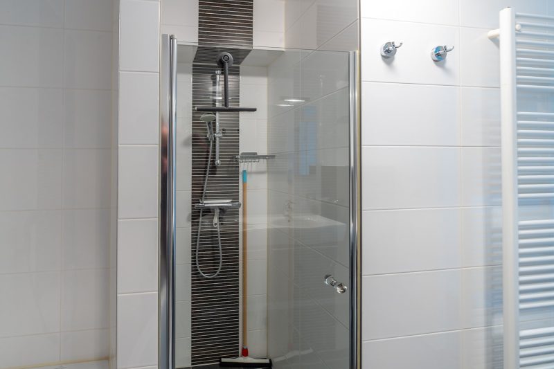 10 Juliana 88 - Badkamer (2)