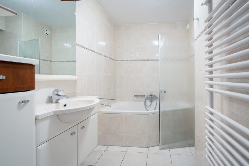 9 Juliana 96 Texel - Badkamer