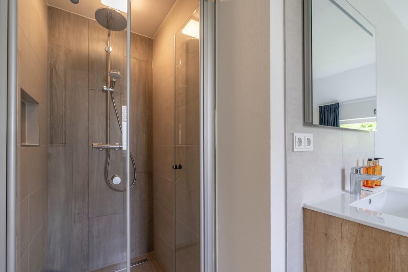 9 Kamperfoelie 27 Texel - Slaapkamer (4)