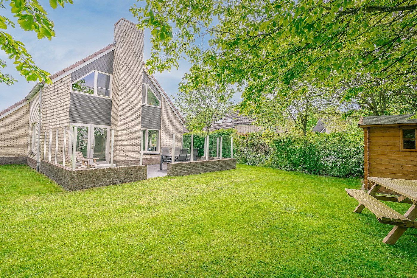 1 Kamperfoelie 37 Texel - Tuin (1)-2