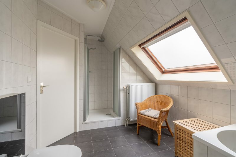 11 Kamperfoelie 37 Texel - badkamer (2)-2