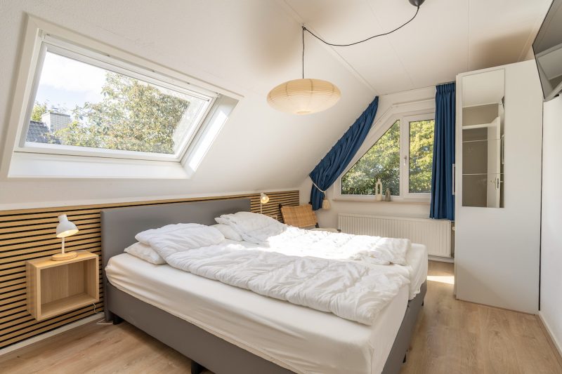 Kamperfoelie 37