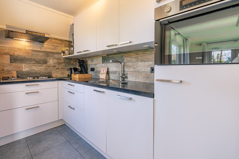 7 Kamperfoelie 45 Texel - keuken