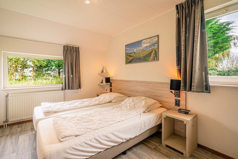 8 Kamperfoelie 45 Texel - slaapkamer  (3)