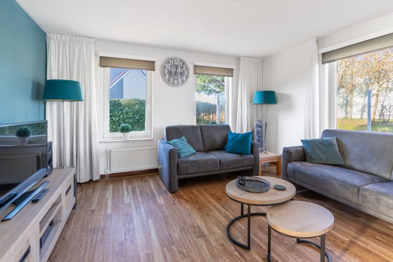 2 Kamperfoelie 47 Texel - woonkamer (1)