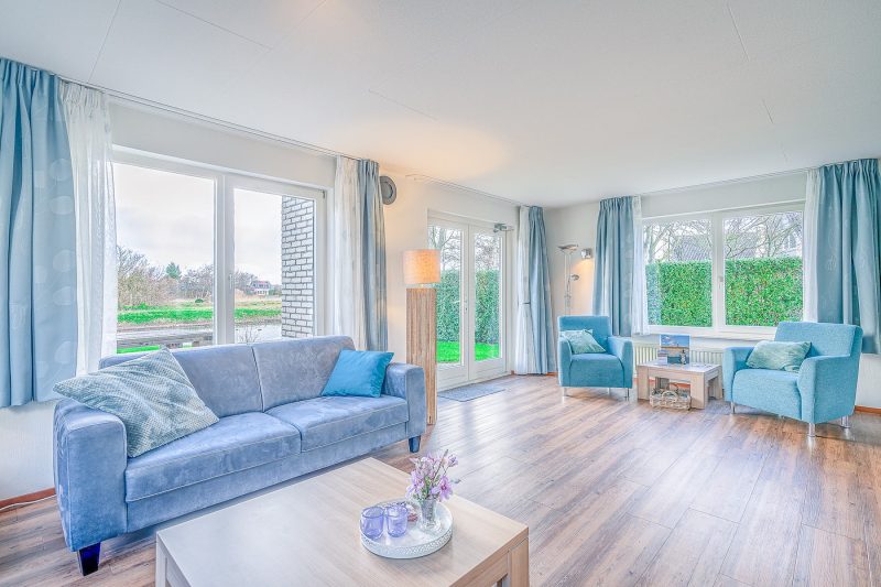5 Kamperfoelie 55 Texel - Woonkamer (1)