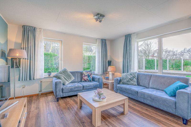 2 Kamperfoelie 55 Texel - Woonkamer (2)