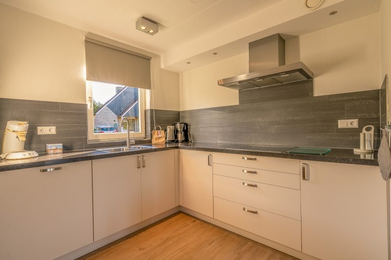 8 Kamperfoelie 63 Texel - Keuken