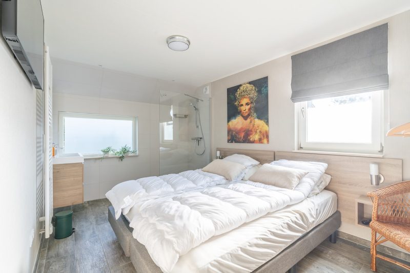7 Kamperfoelie 67 Texel  - Slaapkamer 1