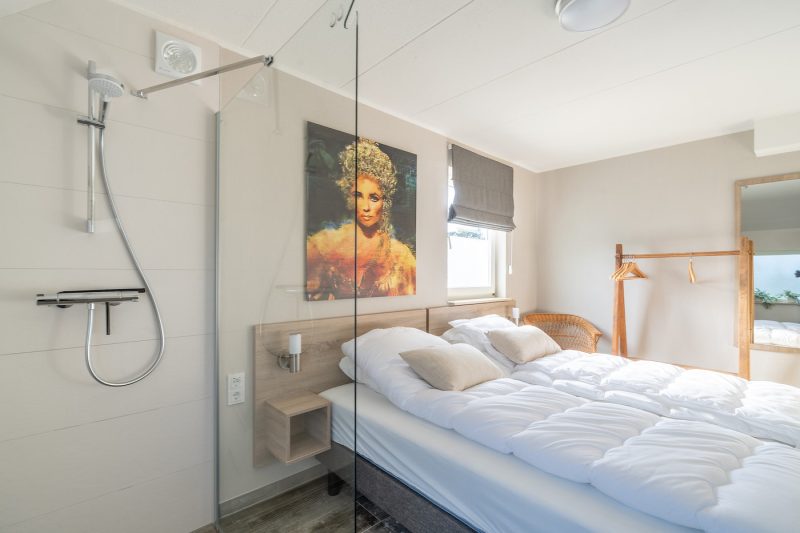8 Kamperfoelie 67 Texel - Slaapkamer douche 1 (2)
