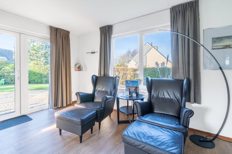 6 Kamperfoelie 75 Texel - Woonkamer (5)