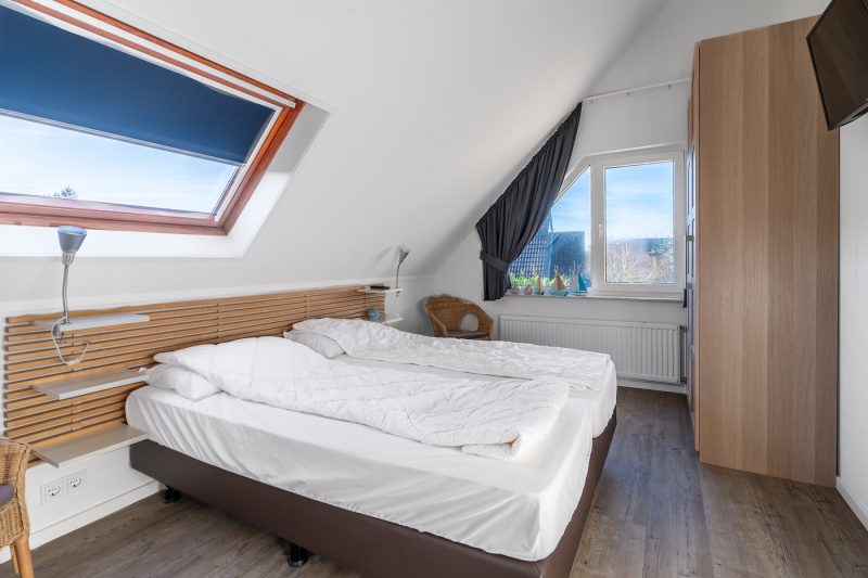 9 Kamperfoelie 75 Texel - Slaapkamer 1