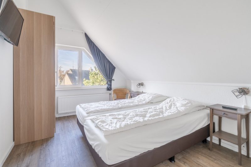 10 Kamperfoelie 75 Texel - Slaapkamer 2