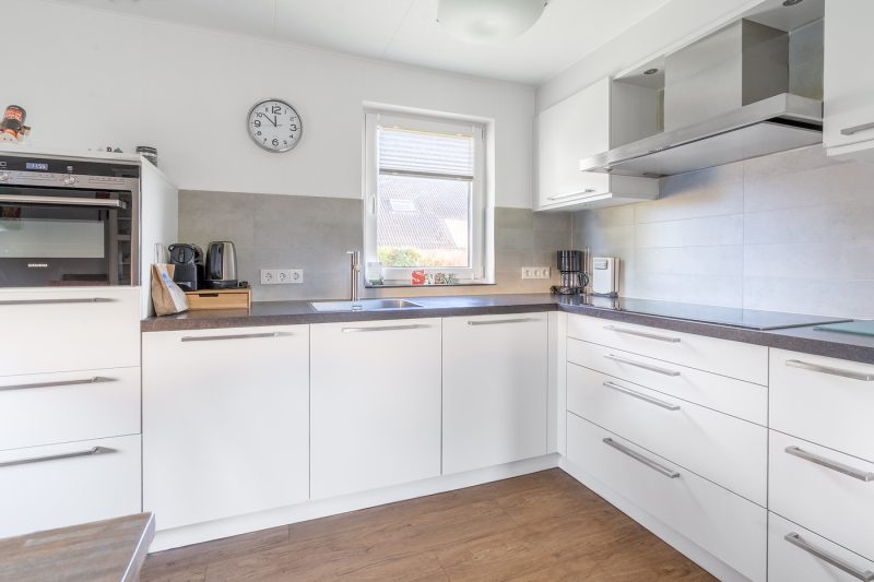 8 Kamperfoelie 75 Texel - Keuken