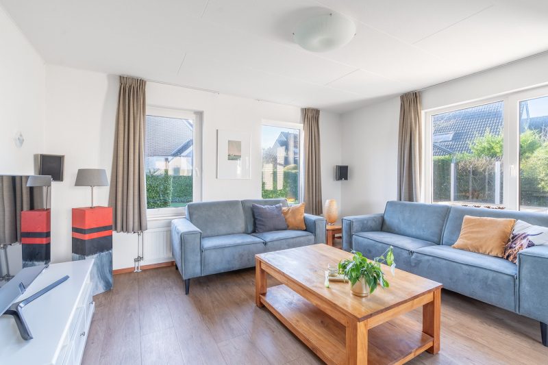 2 Kamperfoelie 75 Texel - Woonkamer (1)
