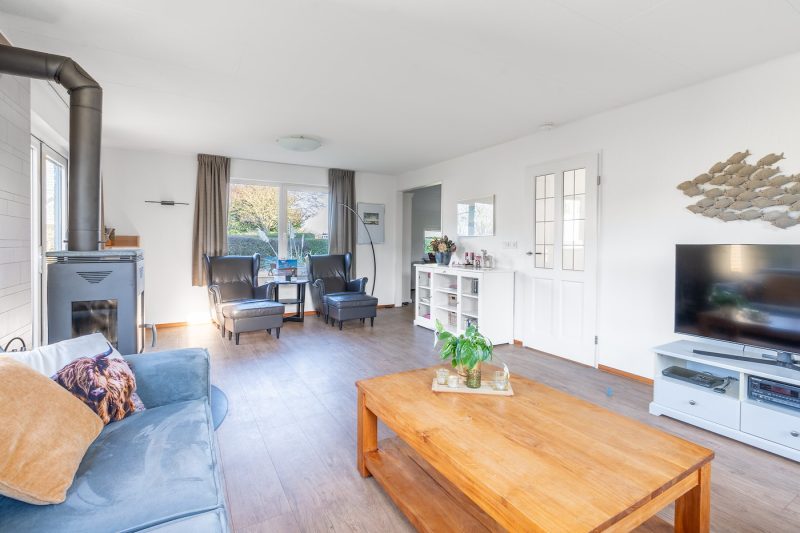 4 Kamperfoelie 75 Texel - Woonkamer (3)