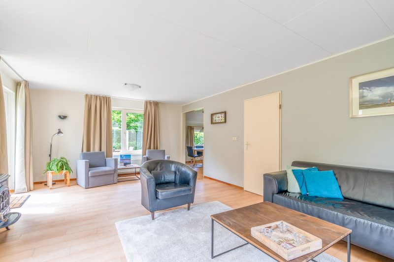 3 Kamperfoelie 85 Texel - Woonkamer (3)