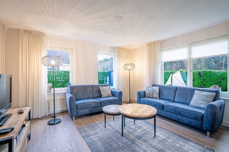 Kamperfoelie 89