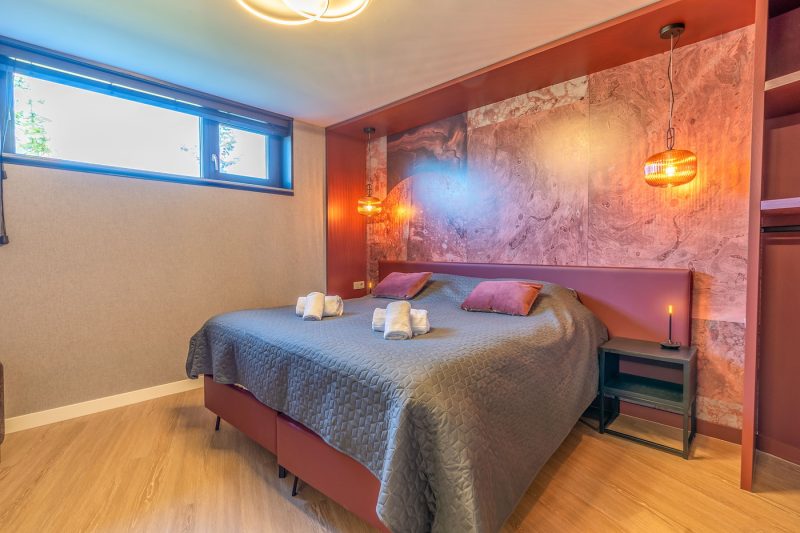 10 Natuurvilla waalerburght 16 Texel - Slaapkamer 1 (2)