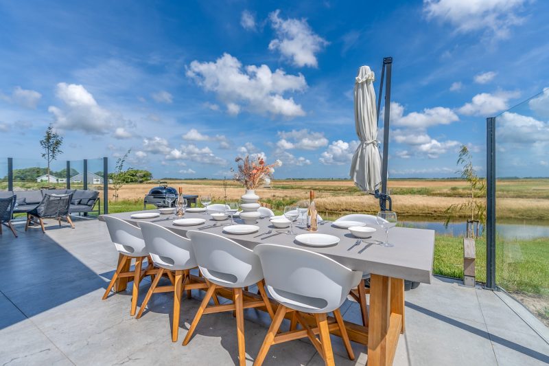 28 Natuurvilla waalerburght Texel - Terras (1)