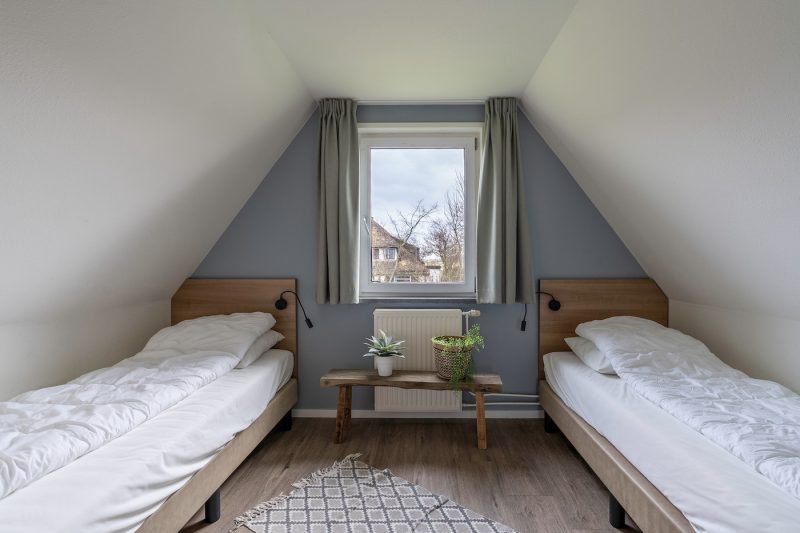9 Nieuwlanderweg 77 Texel -slaapkamer (2)