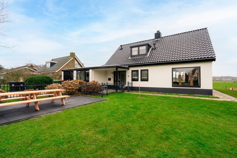 31 Orchismient 17 Texel - Vooraanzicht (2)