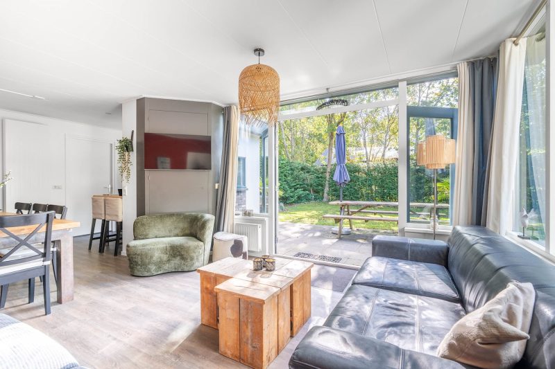 5 Pelikaanweg 21 - Texel - woonkamer (1)
