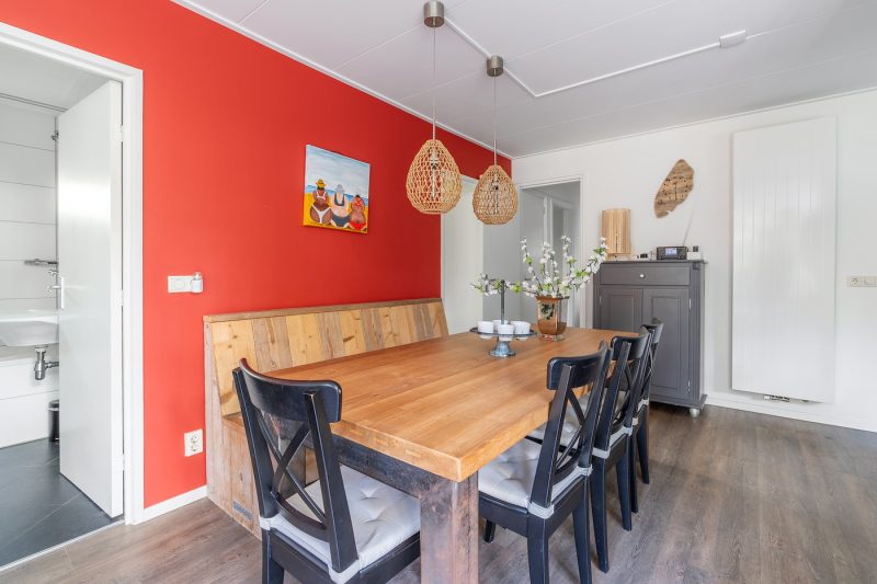 7 Pelikaanweg 21 - Texel - eettafel (1)