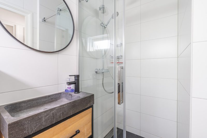 18 Pelikaanweg 21 - Texel - Badkamer 1 (2)
